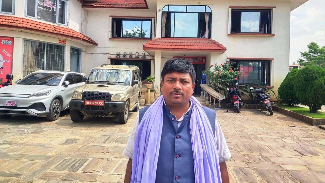 पार्टीको अनुशासन र सिद्धान्तमाथि प्रश्न उठाउँदै गंगा पासमानको चेतावनी